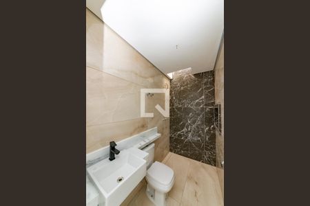 Casa à venda com 170m², 3 quartos e 4 vagas Casa à venda com 170m², 3 quartos e 4 vagasBanheiro Social