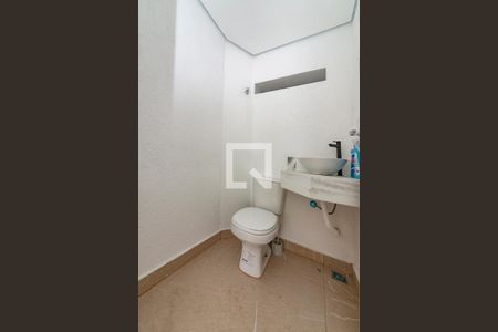 Casa à venda com 170m², 3 quartos e 4 vagas Casa à venda com 170m², 3 quartos e 4 vagasLavabo garagem