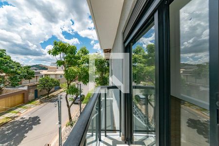 Casa à venda com 170m², 3 quartos e 4 vagas Casa à venda com 170m², 3 quartos e 4 vagasSacada da Suíte