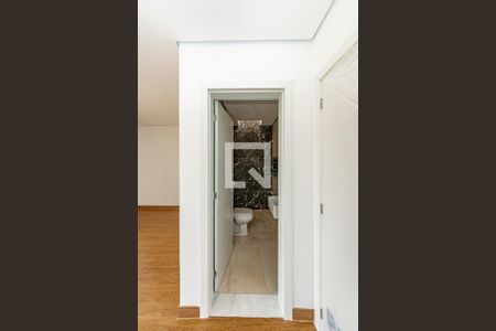 Casa à venda com 170m², 3 quartos e 1 vagaBanheiro da Suíte