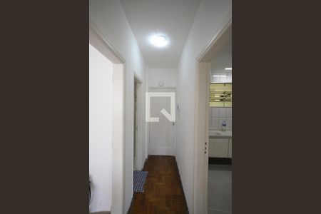 Corredor de apartamento para alugar com 1 quarto, 49m² em Liberdade, São Paulo