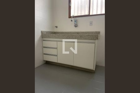 Apartamento para alugar com 66m², 3 quartos e 1 vagaCozinha 