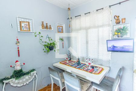 Casa de condomínio para alugar com 300m², 3 quartos e sem vagaSala