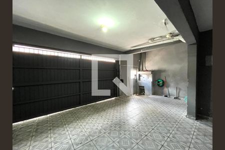 Casa à venda com 309m², 4 quartos e 2 vagasGaragem