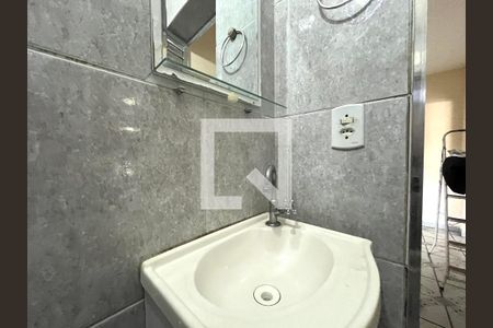 Casa à venda com 309m², 4 quartos e 2 vagasBanheiro Social