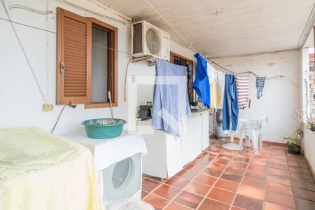 Casa à venda com 236m², 4 quartos e 2 vagasÁrea de Serviço