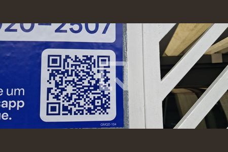 Casa à venda com 180m², 3 quartos e 2 vagas Casa à venda com 180m², 3 quartos e 2 vagasPlaquinha