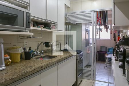 Apartamento à venda com 103m², 3 quartos e 2 vagasCozinha