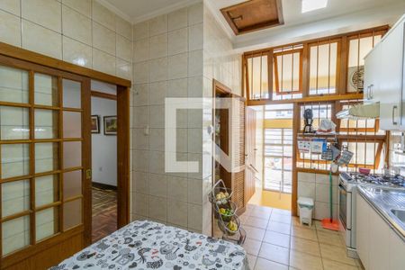 Casa à venda com 243m², 3 quartos e 1 vagaCozinha