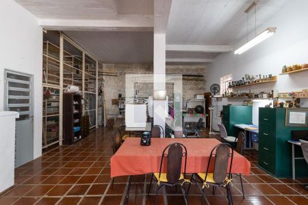 Casa à venda com 243m², 3 quartos e 1 vagaÁrea comum