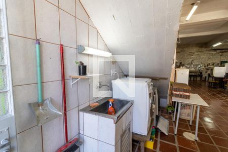 Casa à venda com 243m², 3 quartos e 1 vagaÁrea de Serviço