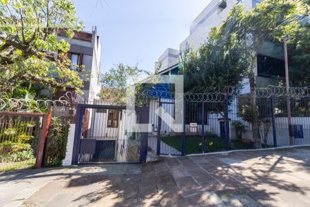 Casa à venda com 243m², 3 quartos e 1 vagaFachada