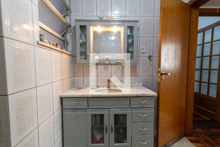 Casa à venda com 243m², 3 quartos e 1 vagaBanheiro