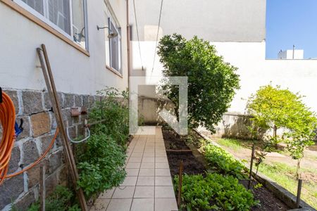 Casa à venda com 243m², 3 quartos e 1 vagaÁrea comum