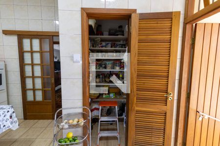 Casa à venda com 243m², 3 quartos e 1 vagaCozinha