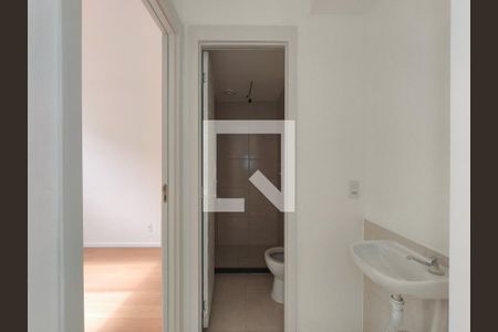 Apartamento para alugar com 60m², 2 quartos e sem vaga Apartamento para alugar com 60m², 2 quartos e sem vagaBanheiro Corredor
