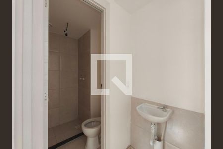 Apartamento para alugar com 60m², 2 quartos e sem vaga Apartamento para alugar com 60m², 2 quartos e sem vagaBanheiro Corredor