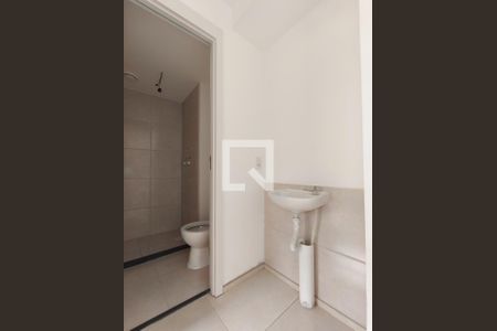 Apartamento para alugar com 60m², 2 quartos e sem vaga Apartamento para alugar com 60m², 2 quartos e sem vagaBanheiro Corredor