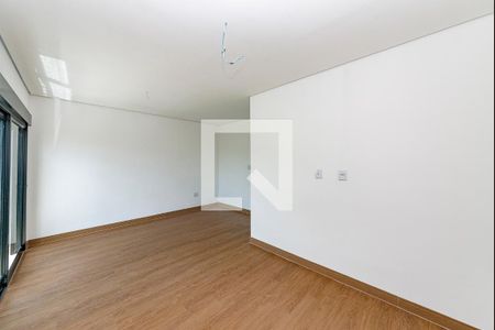 Casa à venda com 170m², 3 quartos e 2 vagas Casa à venda com 170m², 3 quartos e 2 vagasSuíte