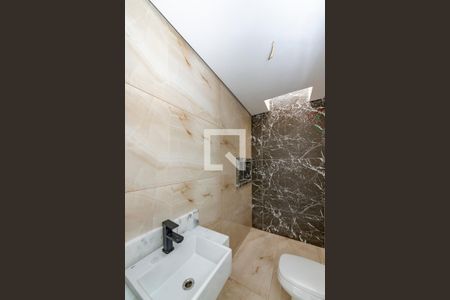 Casa à venda com 170m², 3 quartos e 2 vagas Casa à venda com 170m², 3 quartos e 2 vagasBanheiro da Suíte