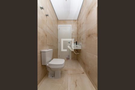 Casa à venda com 170m², 3 quartos e 2 vagas Casa à venda com 170m², 3 quartos e 2 vagasBanheiro da Suíte