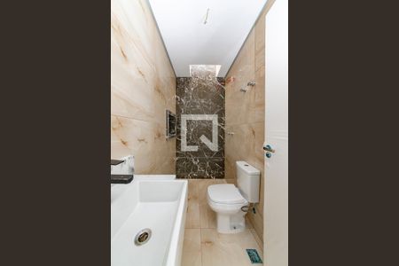 Casa à venda com 170m², 3 quartos e 2 vagas Casa à venda com 170m², 3 quartos e 2 vagasBanheiro da Suíte