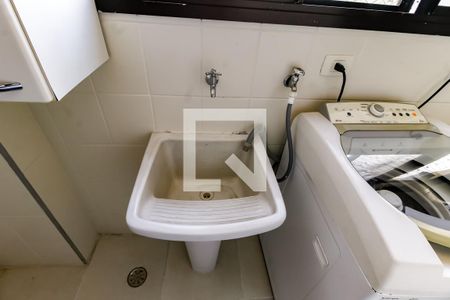 Apartamento para alugar com 117m², 3 quartos e 3 vagas Apartamento para alugar com 117m², 3 quartos e 3 vagasDetalhe da area de serviço