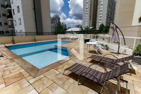 Apartamento para alugar com 117m², 3 quartos e 3 vagas Apartamento para alugar com 117m², 3 quartos e 3 vagasÁrea comum - Piscina