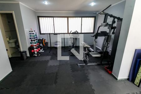 Apartamento para alugar com 117m², 3 quartos e 3 vagas Apartamento para alugar com 117m², 3 quartos e 3 vagasÁrea comum - Academia