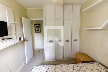 Apartamento para alugar com 117m², 3 quartos e 3 vagas Apartamento para alugar com 117m², 3 quartos e 3 vagasQuarto 2 - Armários