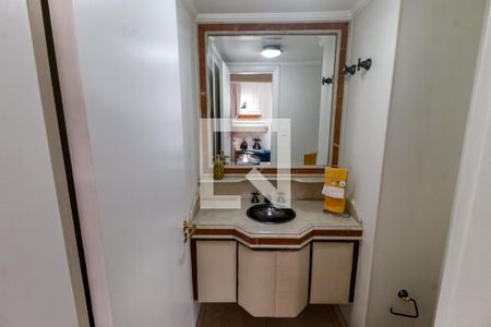 Apartamento para alugar com 117m², 3 quartos e 3 vagas Apartamento para alugar com 117m², 3 quartos e 3 vagaslavabo