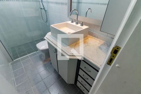 Apartamento para alugar com 117m², 3 quartos e 3 vagas Apartamento para alugar com 117m², 3 quartos e 3 vagasBanheiro Corredor