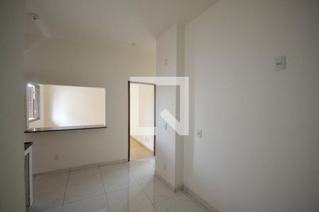 Casa para alugar com 70m², 2 quartos e sem vaga Casa para alugar com 70m², 2 quartos e sem vagaCozinha