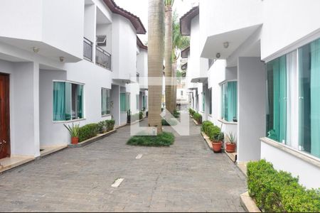Casa de condomínio à venda com 147m², 3 quartos e 2 vagasÁrea comum