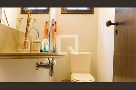 Casa de condomínio à venda com 263m², 4 quartos e 3 vagas