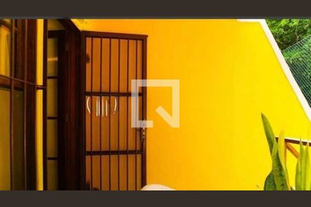 Casa de condomínio à venda com 263m², 4 quartos e 3 vagas
