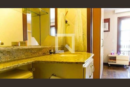 Casa de condomínio à venda com 263m², 4 quartos e 3 vagas