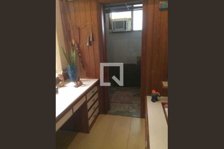 Casa à venda com 723m², 6 quartos e 8 vagas