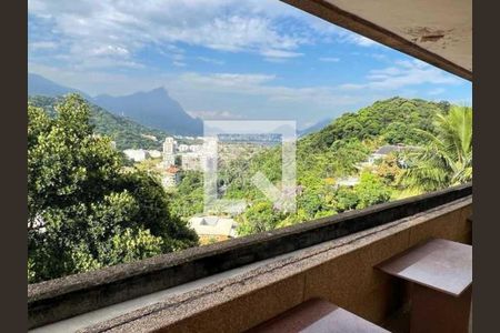 Casa à venda com 723m², 6 quartos e 8 vagas