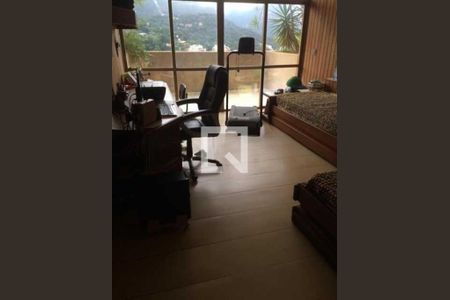 Casa à venda com 723m², 6 quartos e 8 vagas