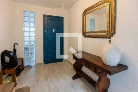 Casa à venda com 183m², 3 quartos e 2 vagas