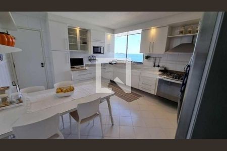 Apartamento à venda com 304m², 4 quartos e 3 vagas