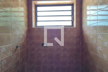 Casa à venda com 320m², 4 quartos e 4 vagas Casa à venda com 320m², 4 quartos e 4 vagasBanheiro Social