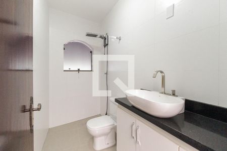 Casa para alugar com 180m², 2 quartos e 3 vagas Casa para alugar com 180m², 2 quartos e 3 vagasBanheiro