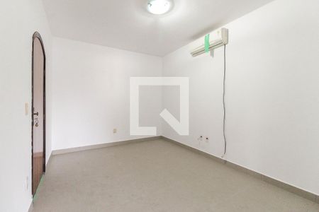 Casa para alugar com 180m², 2 quartos e 3 vagas Casa para alugar com 180m², 2 quartos e 3 vagasQuarto 2