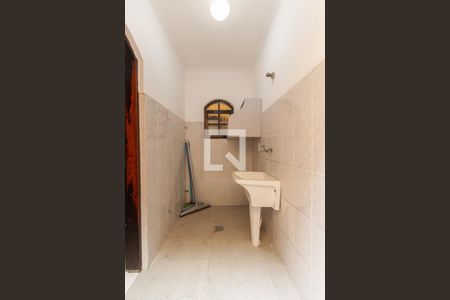 Casa para alugar com 180m², 2 quartos e 3 vagas Casa para alugar com 180m², 2 quartos e 3 vagasÁrea de Serviço