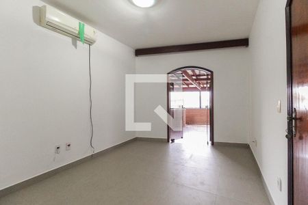 Casa para alugar com 180m², 2 quartos e 3 vagas Casa para alugar com 180m², 2 quartos e 3 vagasQuarto 2