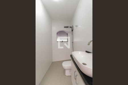 Casa para alugar com 180m², 2 quartos e 3 vagas Casa para alugar com 180m², 2 quartos e 3 vagasBanheiro