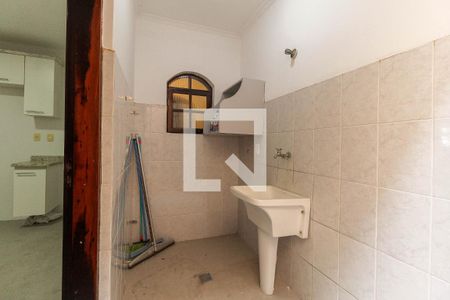 Casa para alugar com 180m², 2 quartos e 3 vagas Casa para alugar com 180m², 2 quartos e 3 vagasÁrea de Serviço