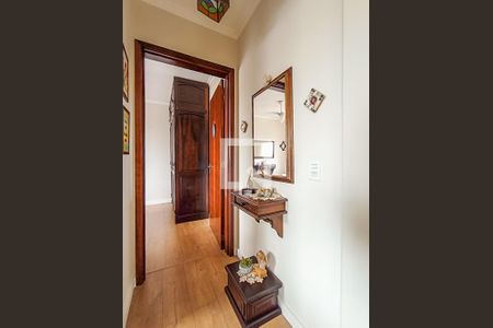 Corredor de apartamento para alugar com 1 quarto, 50m² em Farroupilha, Porto Alegre